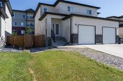 1485 Ravelston AVE  Winnipeg, MB R3W 1R2