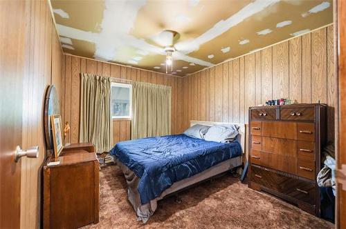 46 Ash St, Great Falls, MB - Indoor Photo Showing Bedroom