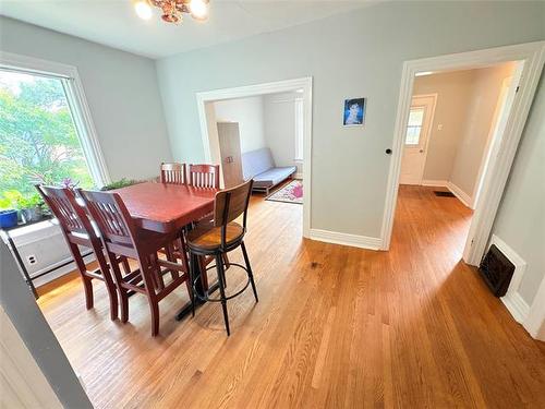 419 Manitoba Ave, Selkirk, MB - Indoor Photo Showing Dining Room