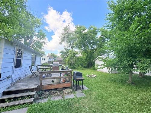 419 Manitoba Ave, Selkirk, MB - Outdoor
