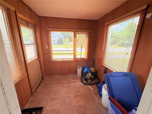 419 Manitoba Ave, Selkirk, MB - Indoor Photo Showing Other Room