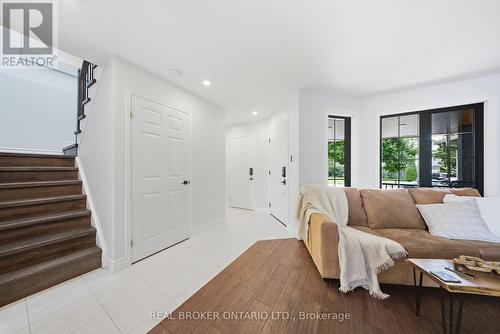 19 Boulder Crescent, Guelph, ON - Indoor