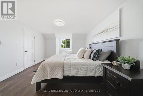 19 Boulder Crescent, Guelph, ON - Indoor Photo Showing Bedroom