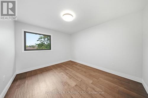 19 Boulder Crescent, Guelph, ON - Indoor Photo Showing Other Room