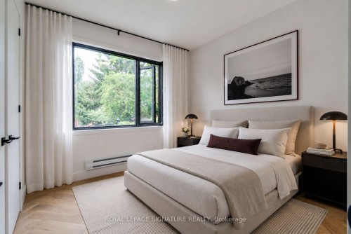Laneway-390 Palmerston Boulevard, Toronto, ON - Indoor Photo Showing Bedroom