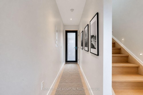Laneway-390 Palmerston Boulevard, Toronto, ON - Indoor Photo Showing Other Room