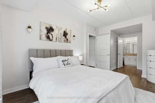 Ll08-25 Kay Crescent, Guelph, ON - Indoor Photo Showing Bedroom