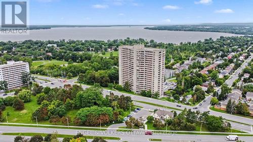 1702 - 415 GREENVIEW AVENUE  Ottawa, ON K2B 8G5