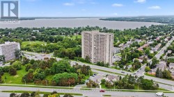 1702 - 415 GREENVIEW AVENUE  Ottawa, ON K2B 8G5