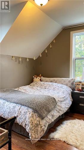 16 Wolfe Avenue, Deep River, ON - Indoor Photo Showing Bedroom