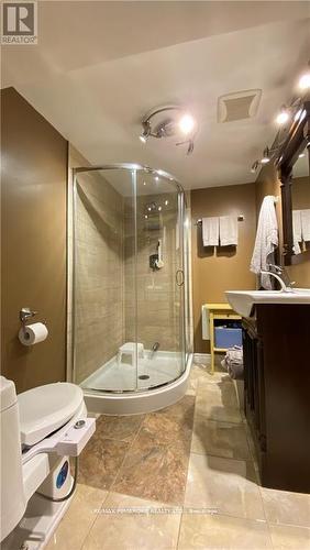 16 Wolfe Avenue, Deep River, ON - Indoor Photo Showing Bathroom