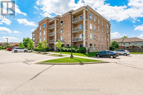 207 - 901 Paisley Road, Guelph (Willow West/Sugarbush/West Acres), ON - Outdoor With Balcony