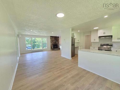 61 Chalamont Drive, Hammonds Plains, NS - Indoor Photo Showing Kitchen