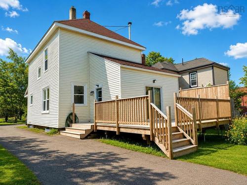 20 Agnew Street, Amherst, NS - Outdoor With Deck Patio Veranda With Exterior