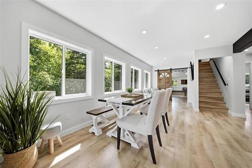 14 Pihulak Dr, Lac Du Bonnet, MB - Indoor Photo Showing Dining Room