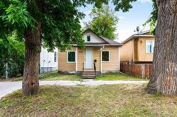 326 Alfred AVE  Winnipeg, MB R2W 1X6