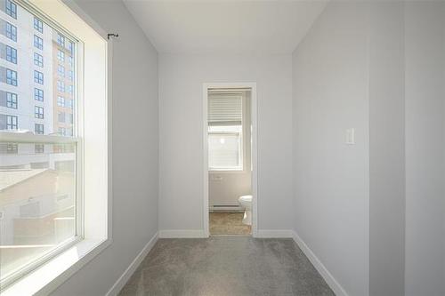 67 Maryland St, Winnipeg, MB - Indoor