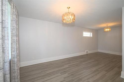 67 Maryland St, Winnipeg, MB - Indoor Photo Showing Other Room