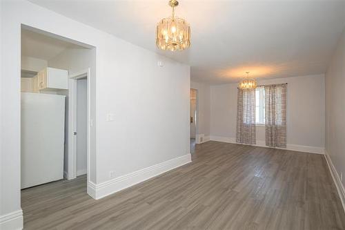 67 Maryland St, Winnipeg, MB - Indoor Photo Showing Other Room