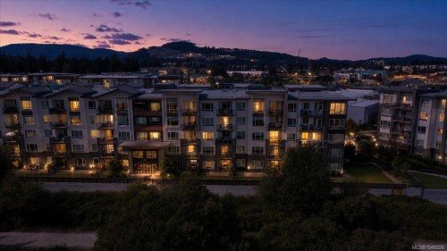 #505-940 Reunion Ave  Langford, BC V9B 0W6