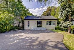 108 STEELES AVENUE E Markham, ON L3T 1A4