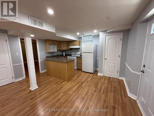 LOWER - 54 CASTLEPOINT DRIVE , Vaughan, Ontario L4H 1B8 5