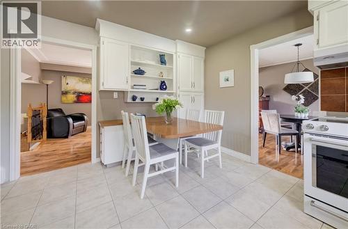 298 Creighton Court, Waterloo, ON - Indoor Photo Showing Dining Room