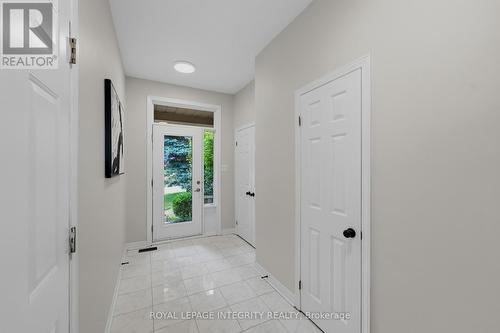Main Entrance - Main Level - 20 Redding Way, Ottawa, ON - Indoor Photo Showing Other Room