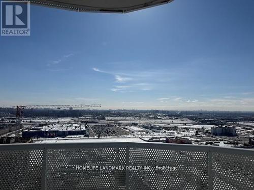 2212 - 8 Interchange Way, Vaughan, ON - Outdoor With View