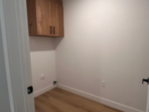 Salle de lavage - 429-282 Rue Du Cardinal, Saint-Amable, QC - Indoor Photo Showing Other Room