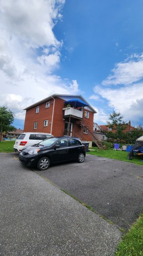 Stationnement - 3602-3600  - 3604 Grand Boulevard, Longueuil (Saint-Hubert), QC - Outdoor