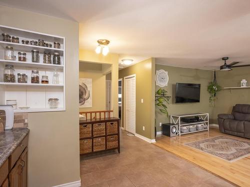 391 Fraser Road, Thunder Bay, ON - Indoor