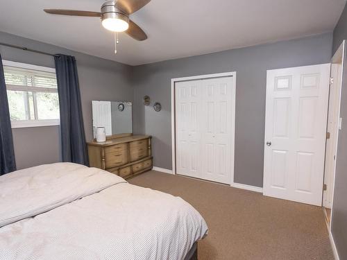 391 Fraser Road, Thunder Bay, ON - Indoor Photo Showing Bedroom