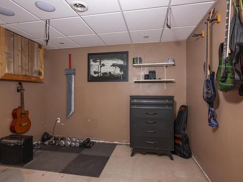 391 Fraser Road, Thunder Bay, ON - Indoor Photo Showing Other Room