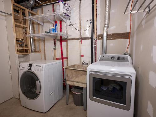 391 Fraser Road, Thunder Bay, ON - Indoor Photo Showing Laundry Room