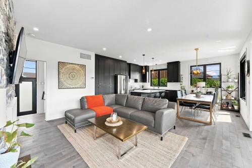 Overall view - 48 Boul. Des Mésanges, Saint-Charles-Borromée, QC - Indoor Photo Showing Living Room
