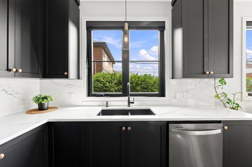 Kitchen - 48 Boul. Des Mésanges, Saint-Charles-Borromée, QC - Indoor Photo Showing Kitchen With Double Sink