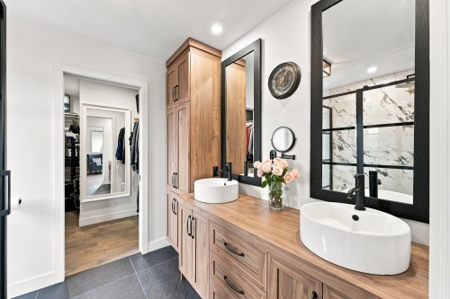 Master Bathroom - 48 Boul. Des Mésanges, Saint-Charles-Borromée, QC - Indoor Photo Showing Bathroom