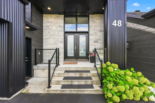 Front of Structure - 48 Boul. Des Mésanges, Saint-Charles-Borromée, QC - Outdoor With Exterior