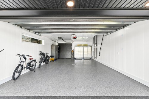 Garage - 48 Boul. Des Mésanges, Saint-Charles-Borromée, QC - Indoor
