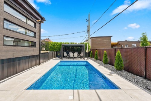 Courtyard - 48 Boul. Des Mésanges, Saint-Charles-Borromée, QC - Outdoor With In Ground Pool