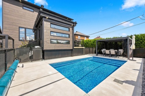 Courtyard - 48 Boul. Des Mésanges, Saint-Charles-Borromée, QC - Outdoor With In Ground Pool