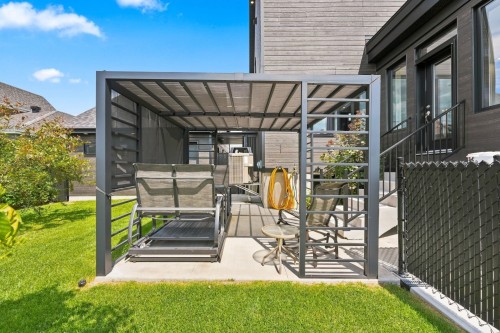 Courtyard - 48 Boul. Des Mésanges, Saint-Charles-Borromée, QC - Outdoor With Exterior