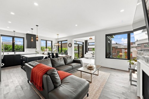 Overall view - 48 Boul. Des Mésanges, Saint-Charles-Borromée, QC - Indoor Photo Showing Living Room