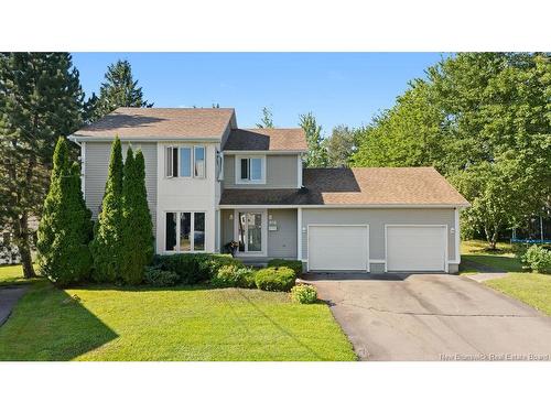 22 Chiasson Crt, Dieppe, NB 