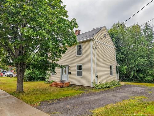 333 Sunset Dr, Fredericton, NB 
