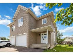 76 Gagnon Moncton, NB E1A 0A6