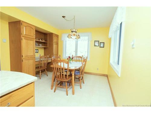 15 Talisman Cres, Fredericton, NB 