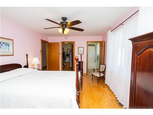 15 Talisman Cres, Fredericton, NB 
