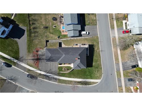 15 Talisman Cres, Fredericton, NB 
